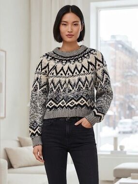 ZARA Cozy Black/White geometric pattern Fair isle Sweater with rolled crew neck
